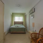 Paradise Town Beldora Villa *