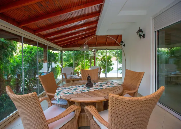 Villa Paradise Town Beldora *