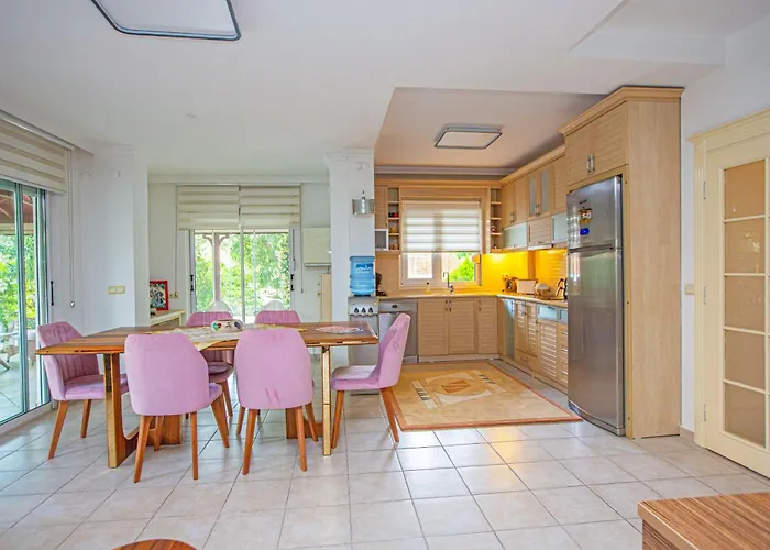 Villa Paradise Town Beldora *