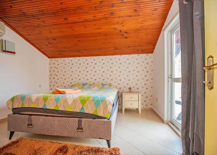 Paradise Town Beldora Villa