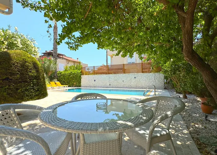 Villa Paradise Town Beldora *