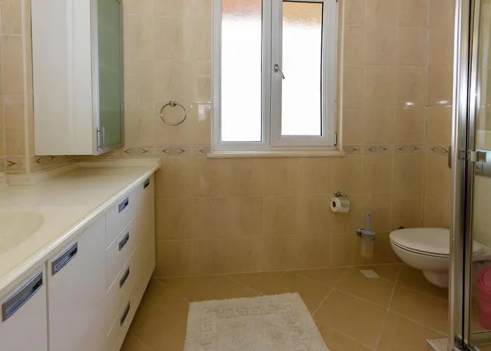 Paradise Town Beldora Villa