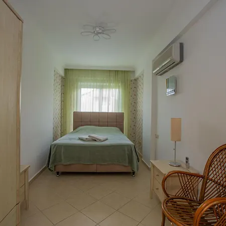 Paradise Town Beldora Villa *