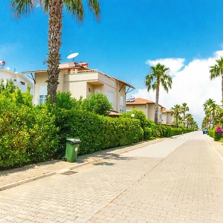 Paradise Town Beldora Villa